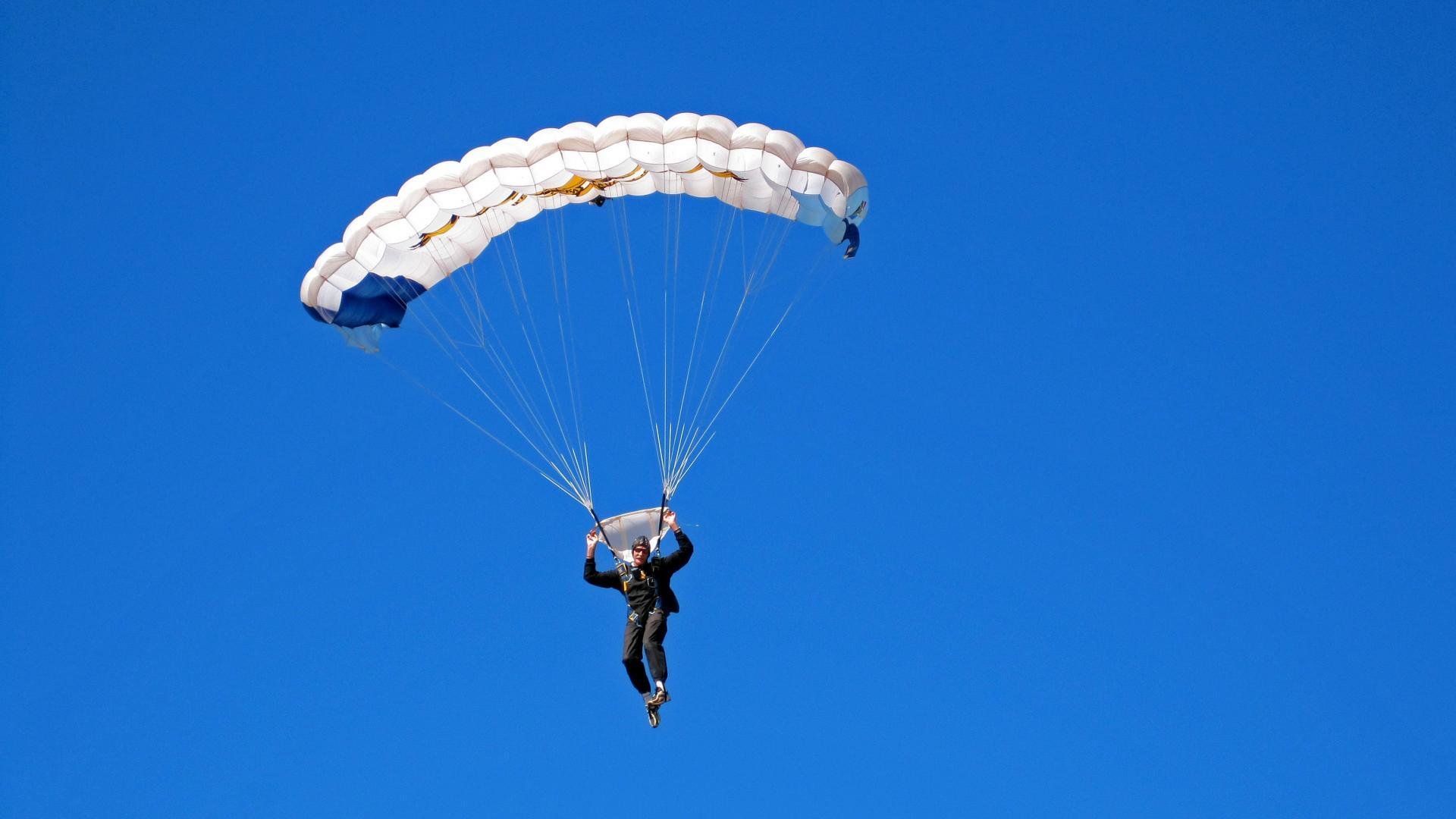 乌拉圭男足在巴黎奥运会上表现出色，赢得铜牌，乌拉圭男足主帅