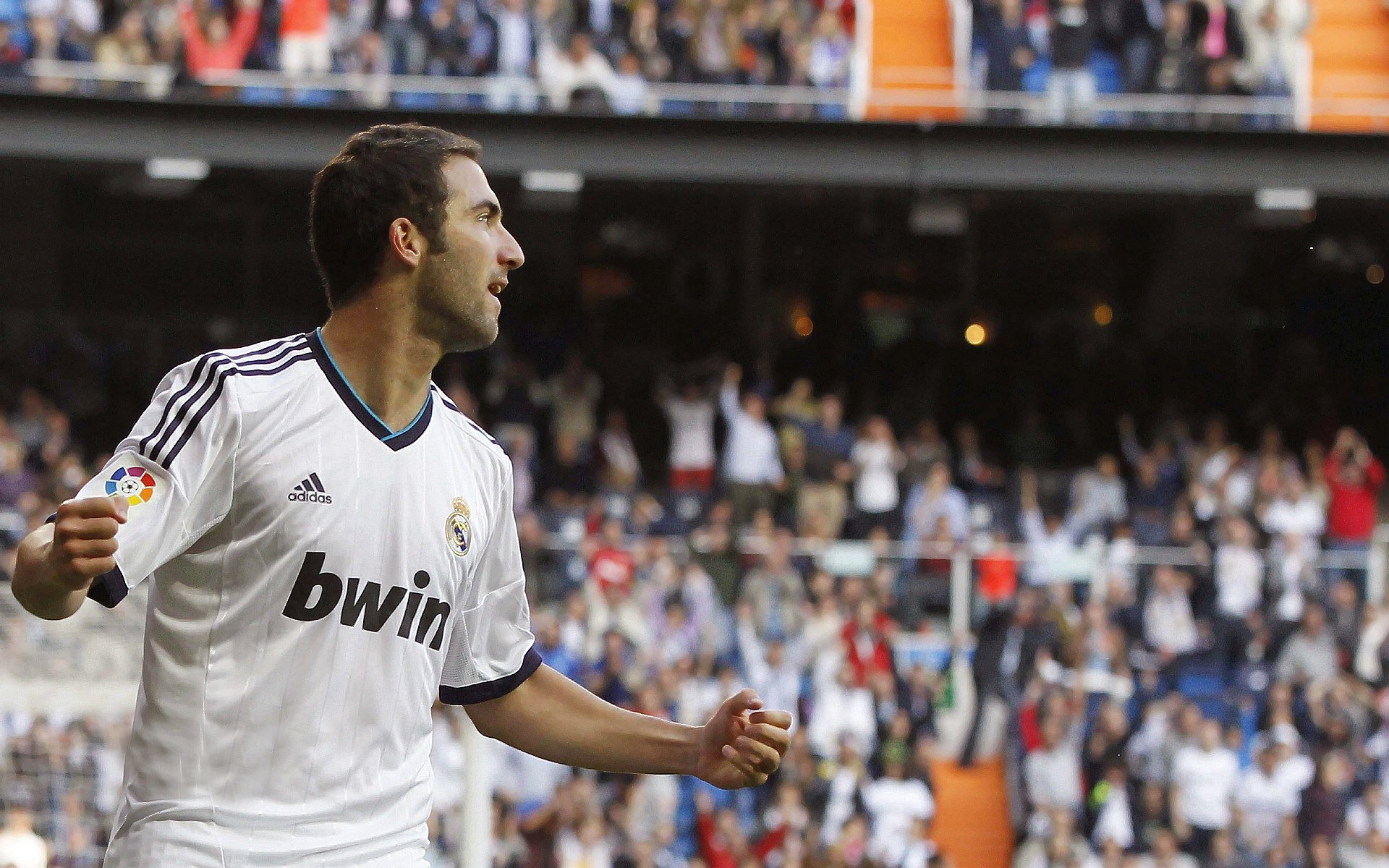 乐鱼网官网进入-国王20年首次晋级季后赛，全城庆祝，国王多少年没进季后赛了